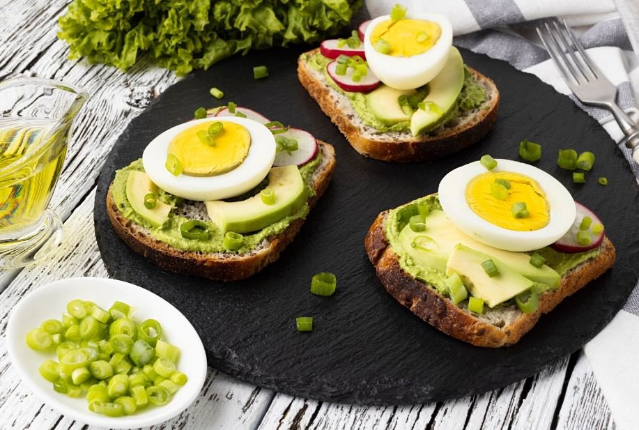 Rollmops avocat (tartine)