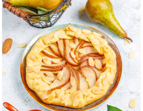 Tarte rustique aux poires et amandes grillées